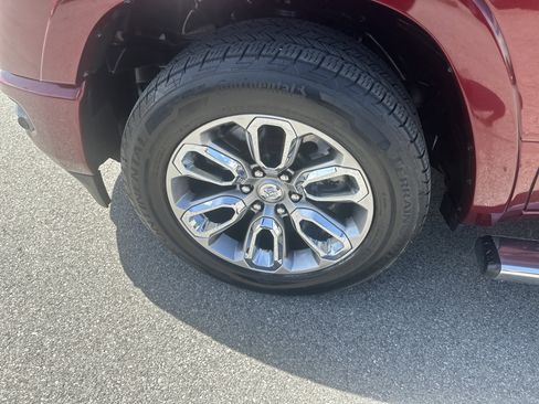 Used 2020 RAM 1500 Laramie w/ Sport Appearance Package AWD/4WD image 14