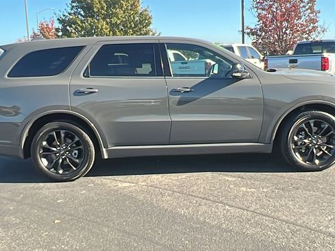 Used 2022 Dodge Durango GT image 2