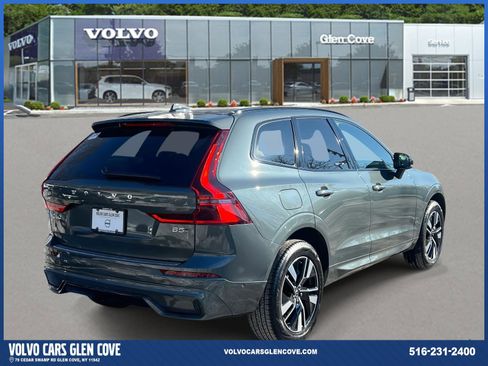 Used 2026 Volvo XC60 B5 Plus w/ Protection Package Premier image 5