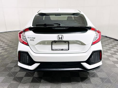Used 2019 Honda Civic EX image 4