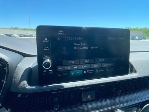 Used 2024 Honda CR-V EX-L image 17