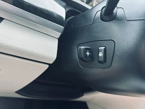 Used 2013 BMW 750Li image 30