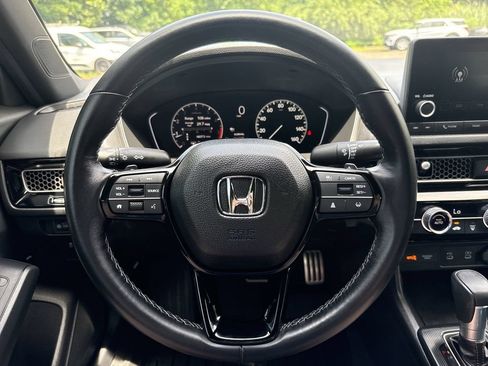 Used 2025 Honda Civic Sport image 14
