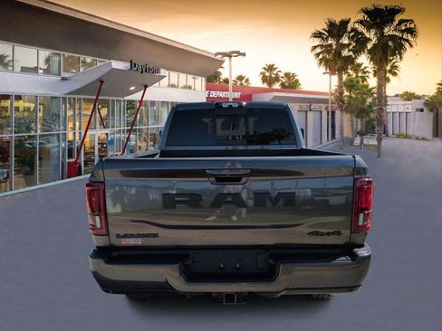 Certified 2025 RAM 2500 Laramie AWD/4WD image 4