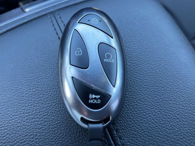 Certified 2025 Hyundai Santa Cruz SEL FWD image 31