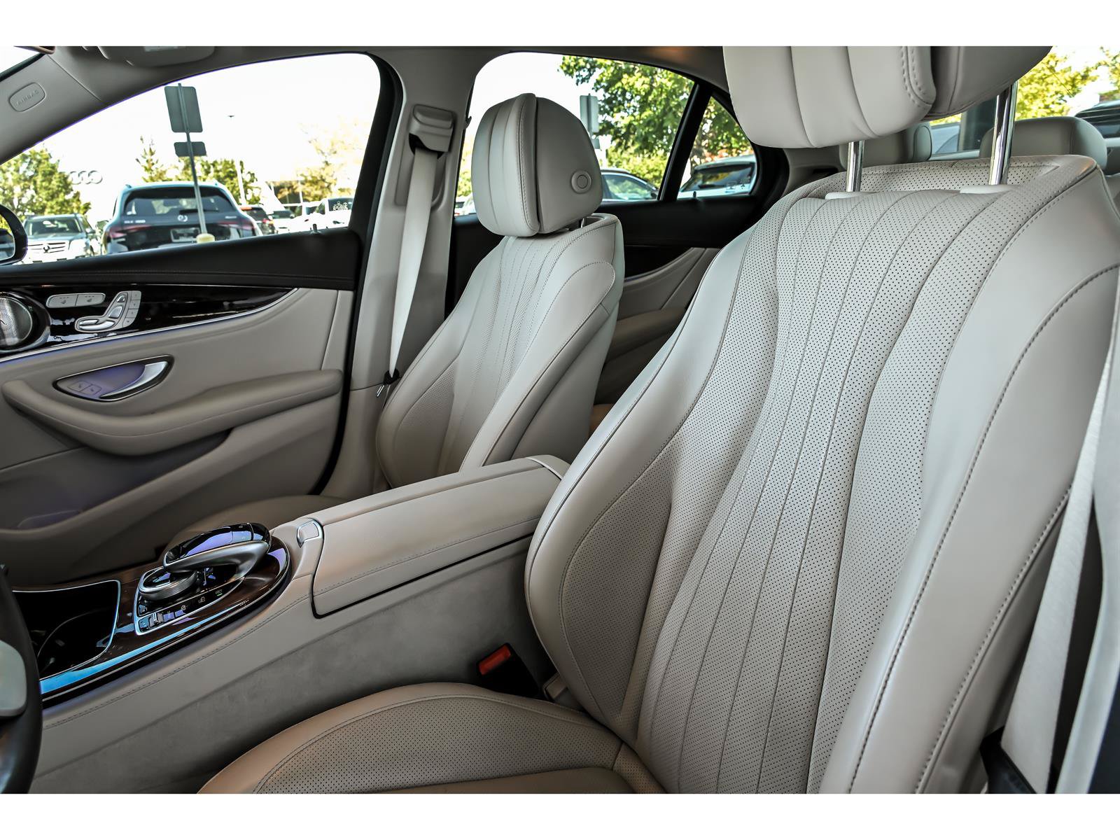 Used 2019 Mercedes-Benz E 450 4MATIC Sedan image 12