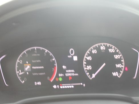 Used 2023 Honda Civic Sport image 9