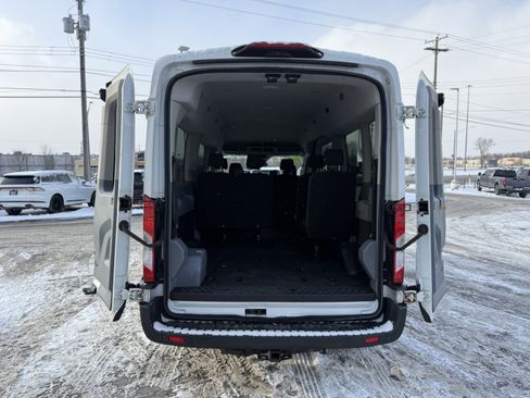 Used 2018 Ford Transit 350 XL image 21