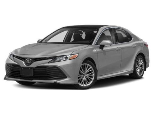 Certified 2020 Toyota Camry XLE FWD image 1
