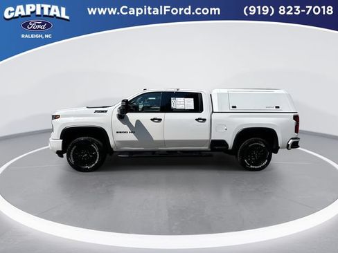 Used 2024 Chevrolet Silverado 2500 LTZ w/ LTZ Plus Package AWD/4WD image 5