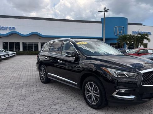 Used 2020 INFINITI QX60 Luxe w/ Essential Package FWD image 16