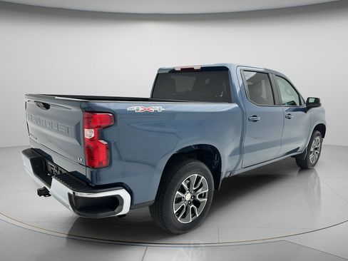 Used 2024 Chevrolet Silverado 1500 LT AWD/4WD image 5