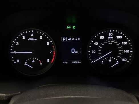 Used 2017 Hyundai Tucson Sport w/ Cargo Package image 24