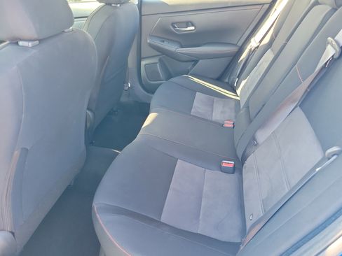 Used 2024 Nissan Sentra SR image 11