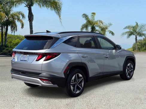 Used 2025 Hyundai Tucson SEL FWD image 4