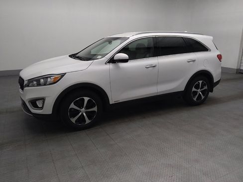 Used 2016 Kia Sorento EX w/ EX Premium Package AWD/4WD image 2