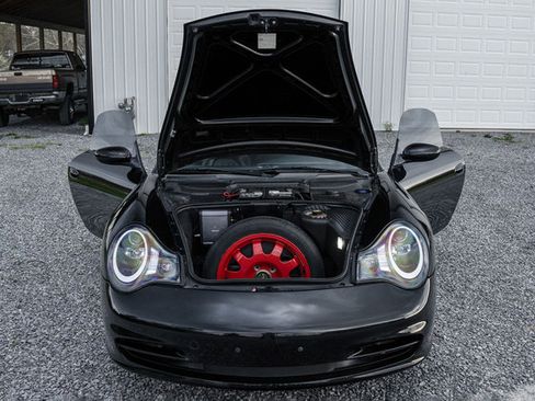 Used 2003 Porsche 911 Carrera 4 AWD/4WD image 22
