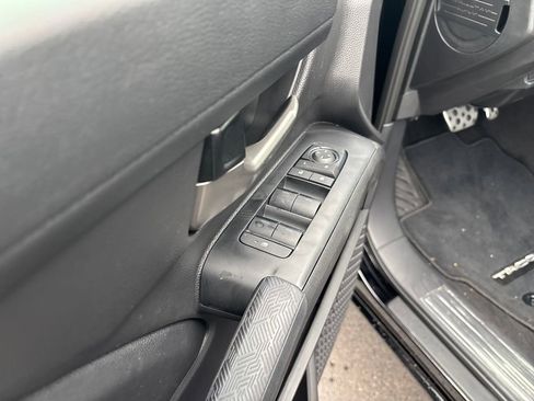 New 2025 Toyota Tacoma TRD Sport image 11