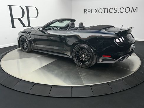 Used 2019 Ford Mustang GT Premium w/ GT Performance Package RWD image 15