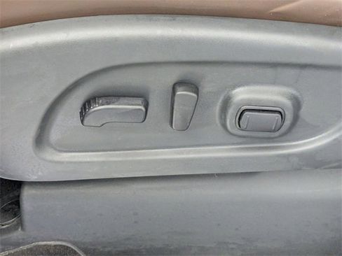 Used 2023 Nissan Titan Platinum Reserve w/ Moonroof Package image 15