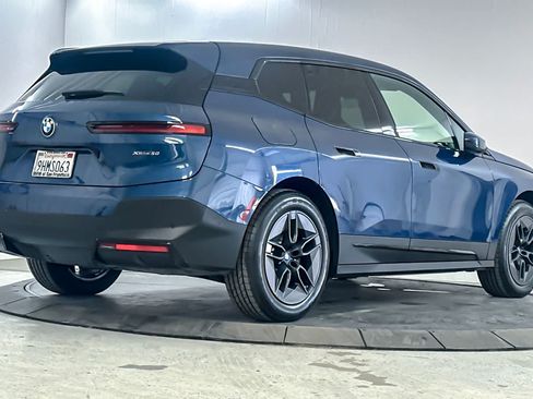 Used 2024 BMW iX xDrive50 w/ Convenience Package AWD/4WD image 2