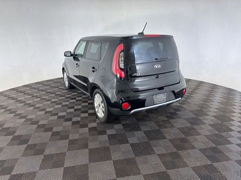 Used 2017 Kia Soul + w/ Primo Package FWD image 7