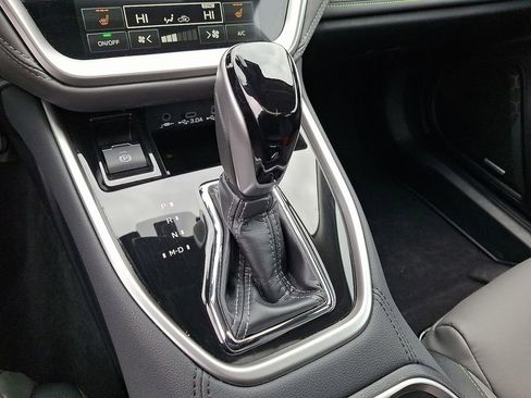 Certified 2025 Subaru Outback Onyx Edition w/ Popular Package #2 image 14