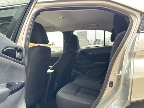 Used 2022 Mitsubishi Eclipse Cross LE image 10