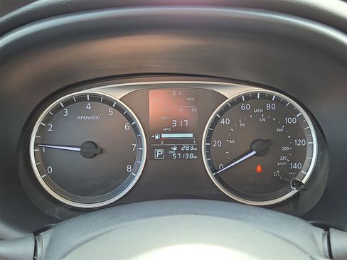 Used 2021 Nissan Kicks S image 20