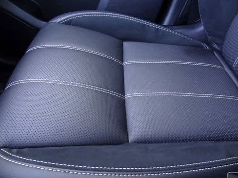 Used 2021 Land Rover Range Rover Velar R-Dynamic S image 37