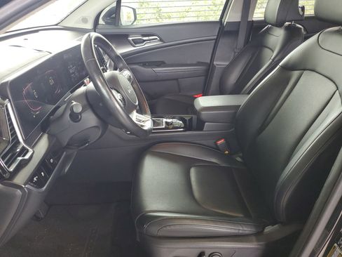 Used 2024 Kia Sportage EX FWD image 18
