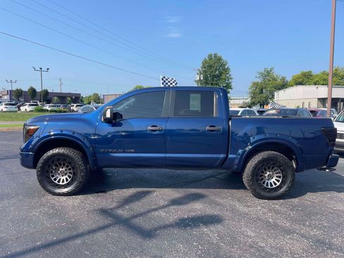 Used 2018 Nissan Titan PRO-4X w/ Pro-4x Utility Package AWD/4WD image 4