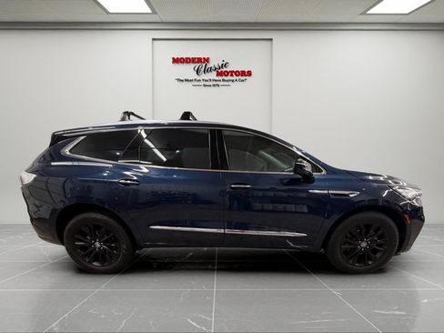 Used 2023 Buick Enclave Avenir w/ Avenir Technology Package AWD/4WD image 8