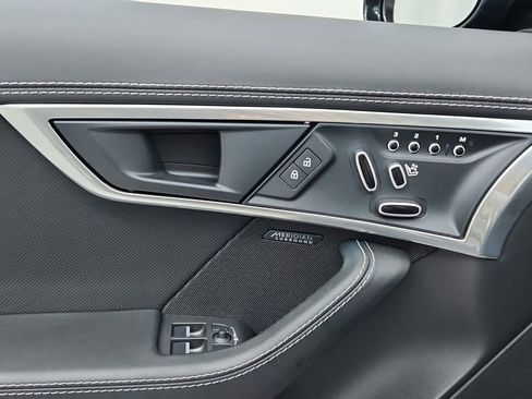 Used 2023 Jaguar F-TYPE Coupe image 18