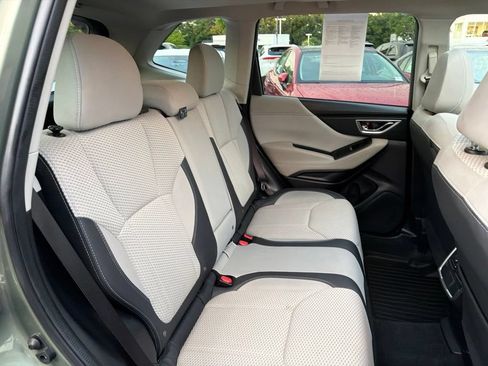 Used 2020 Subaru Forester Premium AWD/4WD image 14