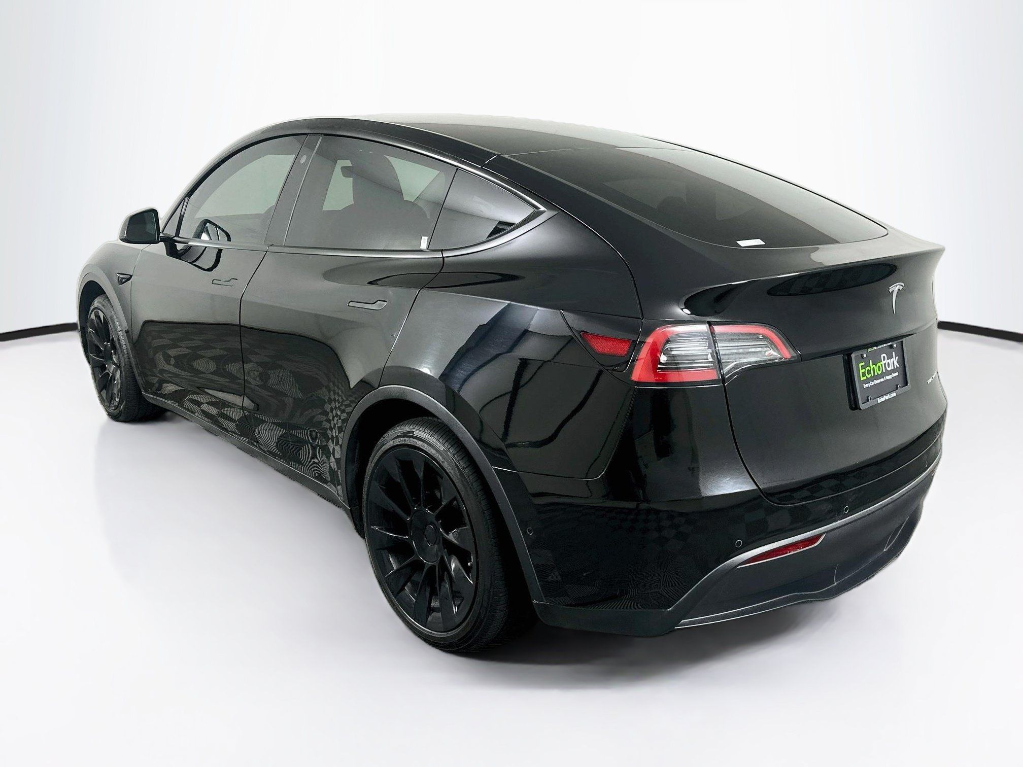 Used 2022 Tesla Model Y Long Range AWD/4WD image 5