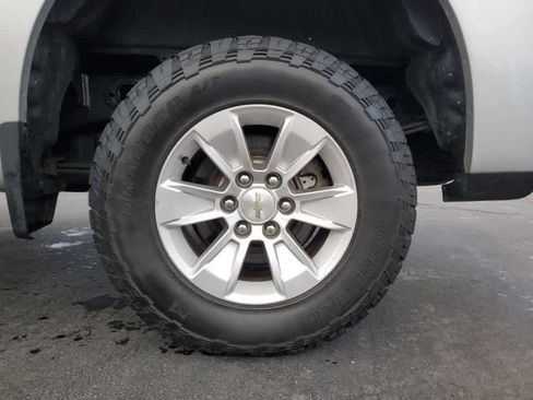 Used 2020 Chevrolet Silverado 1500 LT w/ All-Star Edition image 9