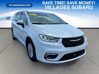 Used 2023 Chrysler Pacifica Touring-L FWD video 1