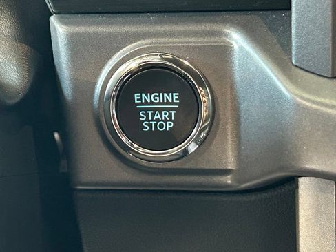 Used 2025 Ford F150 XLT w/ Equipment Group 302A MID AWD/4WD image 39