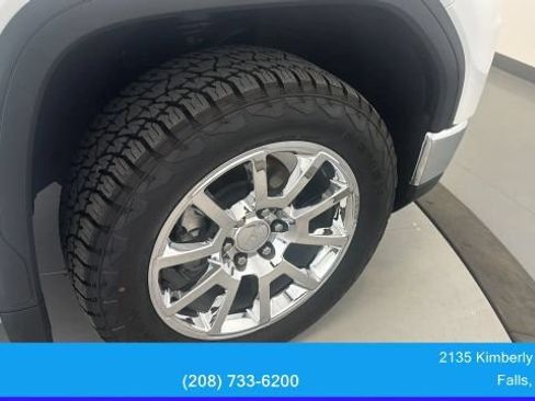 Used 2023 GMC Sierra 1500 Pro w/ Pro Value Package AWD/4WD image 18