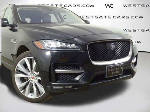 Used 2019 Jaguar F-PACE R-Sport image 47