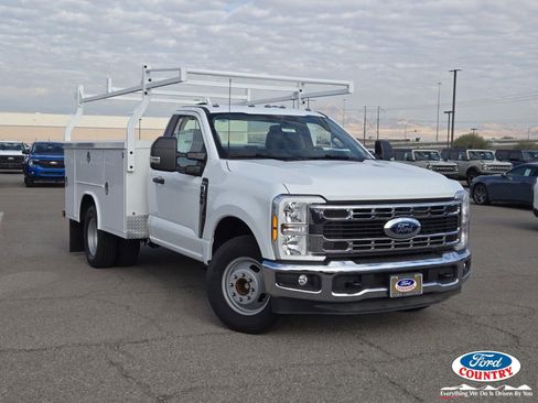 New 2025 Ford F350 XL w/ XL Chrome Package RWD image 1