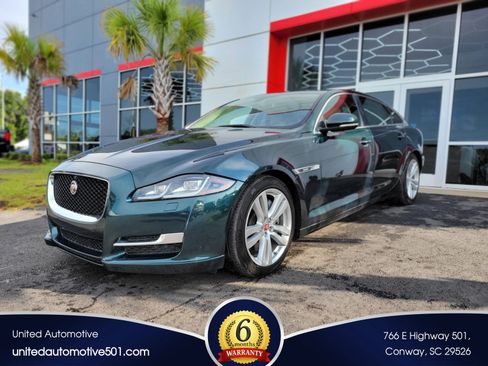 Used 2017 Jaguar XJ L Portfolio AWD/4WD image 1