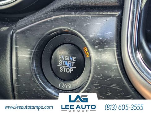 Used 2018 Jeep Grand Cherokee Altitude RWD image 27