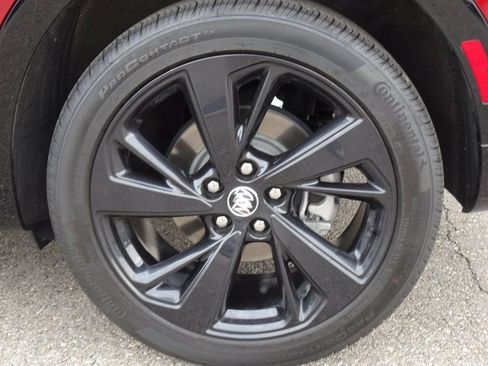 Used 2023 Buick Envision Essence w/ Sport Touring Package FWD image 25