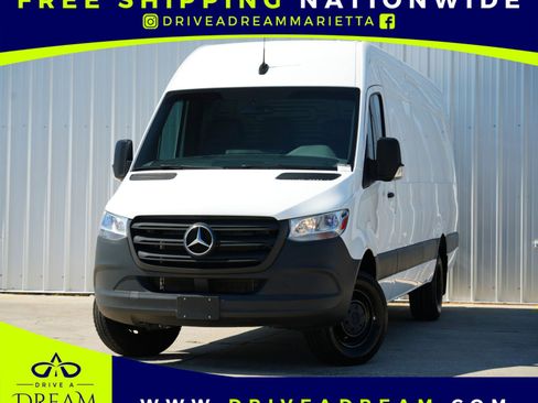 Used 2024 Mercedes-Benz Sprinter 3500 image 1