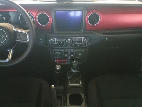 Used 2023 Jeep Gladiator Rubicon w/ Cold Weather Group AWD/4WD image 11