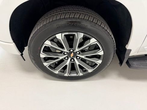 Certified 2025 Chevrolet Silverado 1500 High Country w/ High Country Premium Package image 20