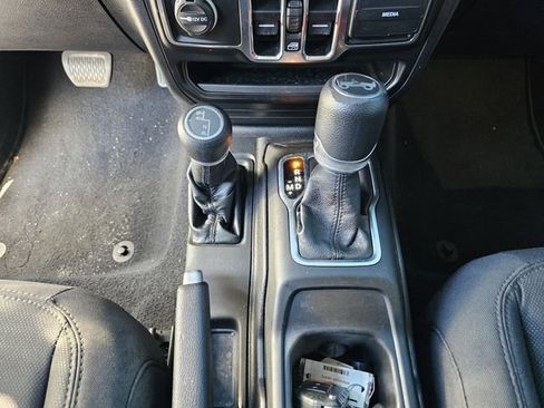 Used 2020 Jeep Wrangler Unlimited Sport S AWD/4WD image 23
