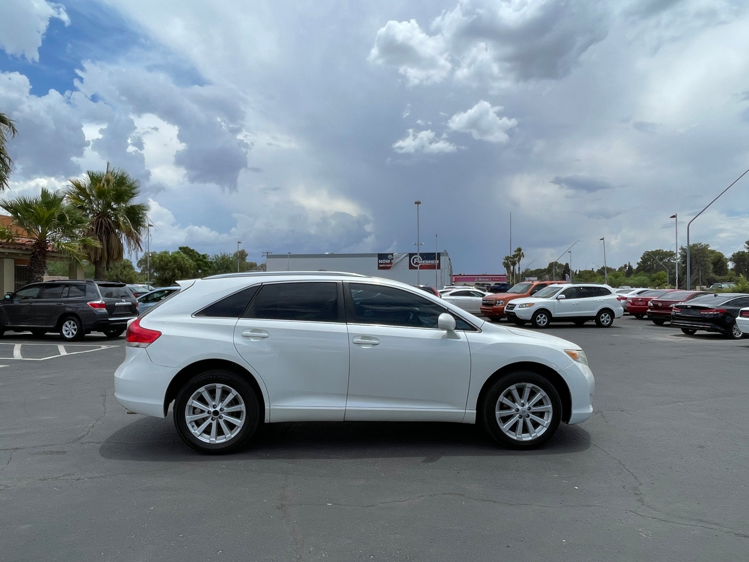 Used 2011 Toyota Venza FWD image 6